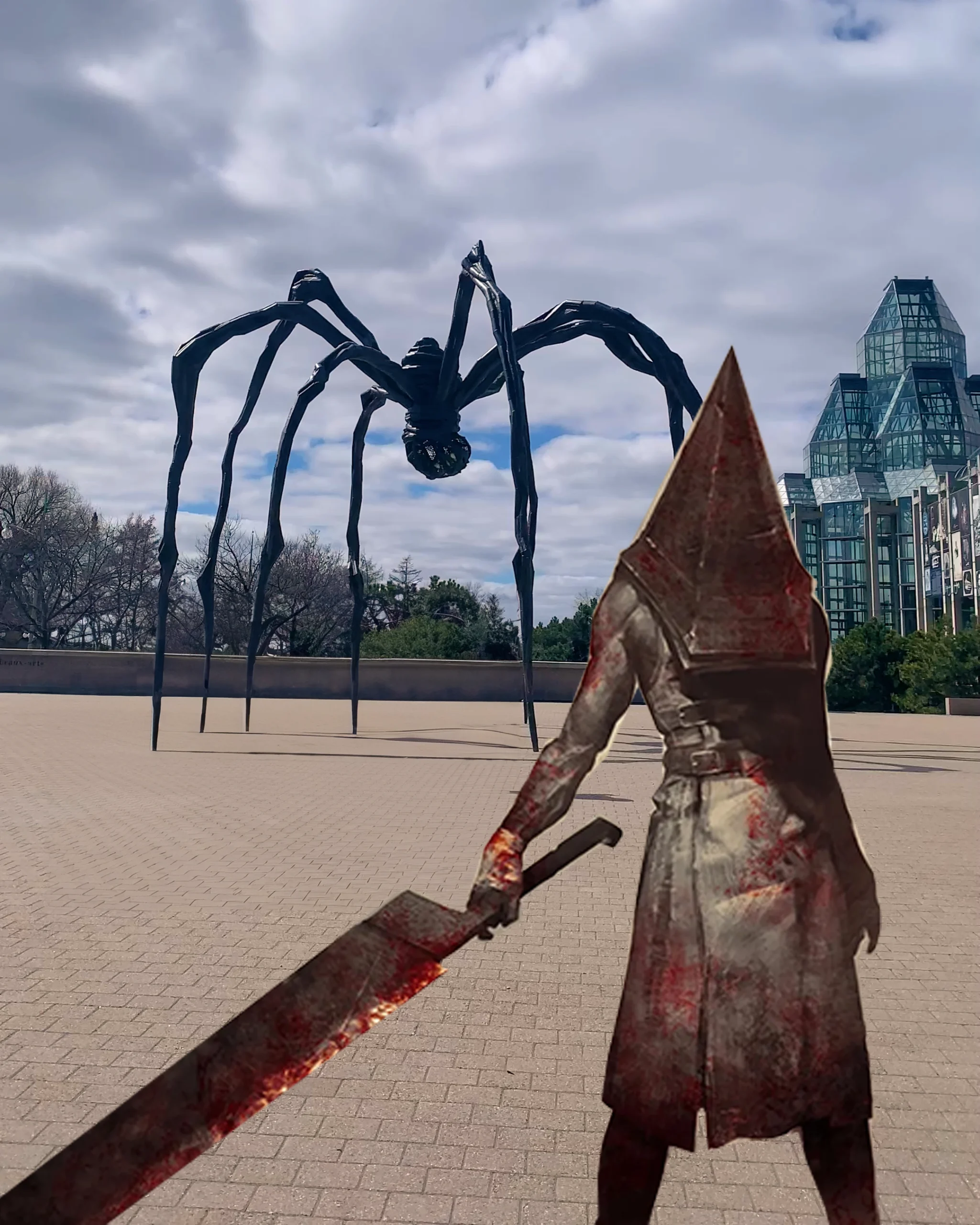 Bourgeois Spider at National Gallery Canada and Pyramid head